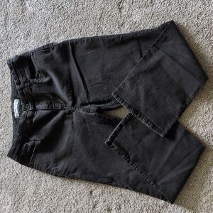 Chico's Platinum Denim Ultimate Fit Barely Flare Black Jeans Size 1.5 Short